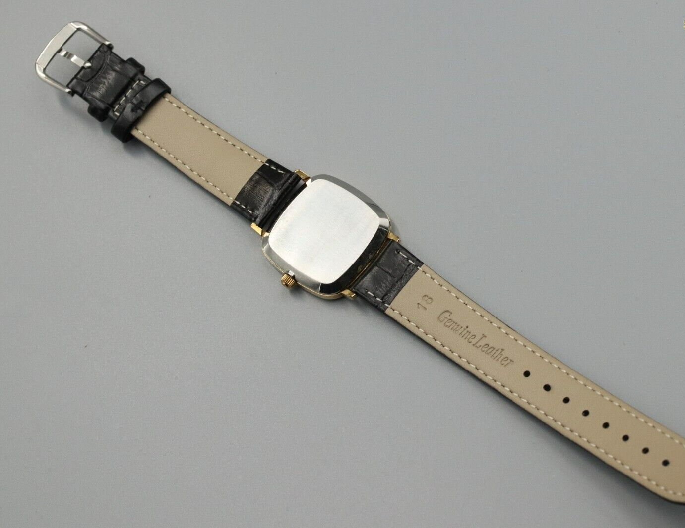 *NEAR MINT* Vintage OMEGA De Ville Cal.1330 Quartz Gold Dial Square Mens Watch