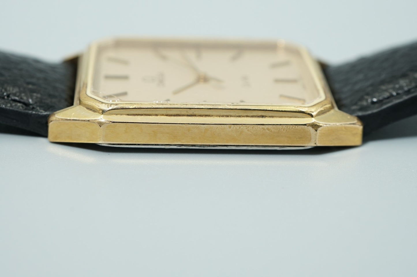 *Exc+4* Vintage 1982 OMEGA De Ville Cal.1417 Qz Gold Octagon 25mm Women Watch