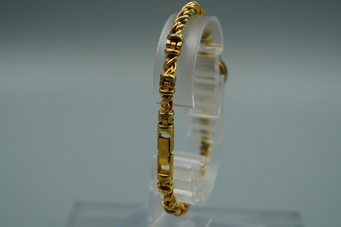 *NEAR MINT* Vintage SEIKO 1E20-0430 Quartz Gold Dial Round 15 mm Women Watch