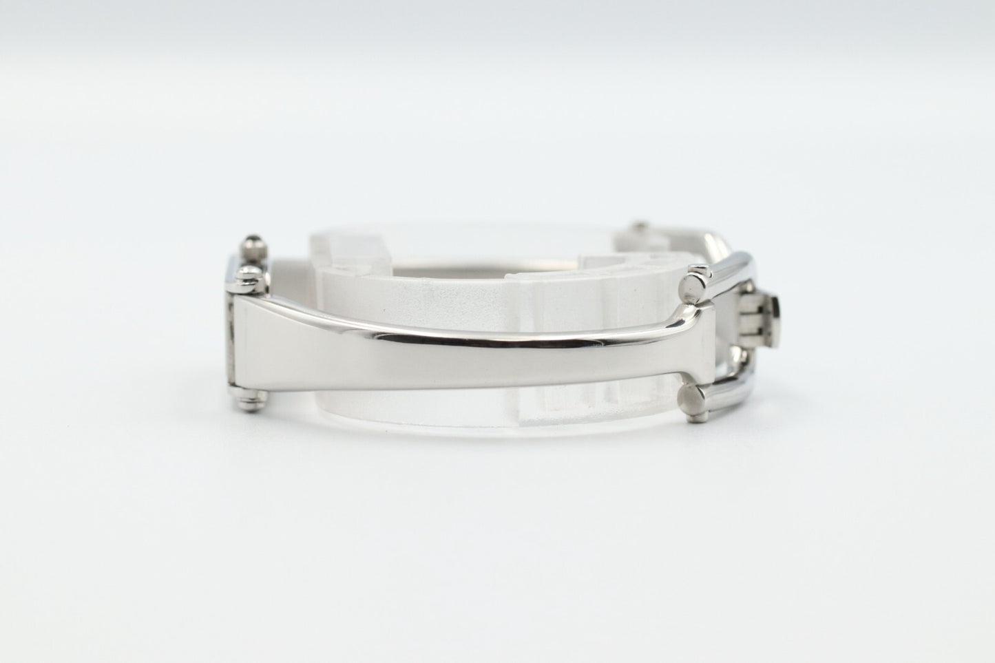 *NEAR MINT* Vintage GUCCI 1500L Quartz Silver Dial Rectangle Women Watch