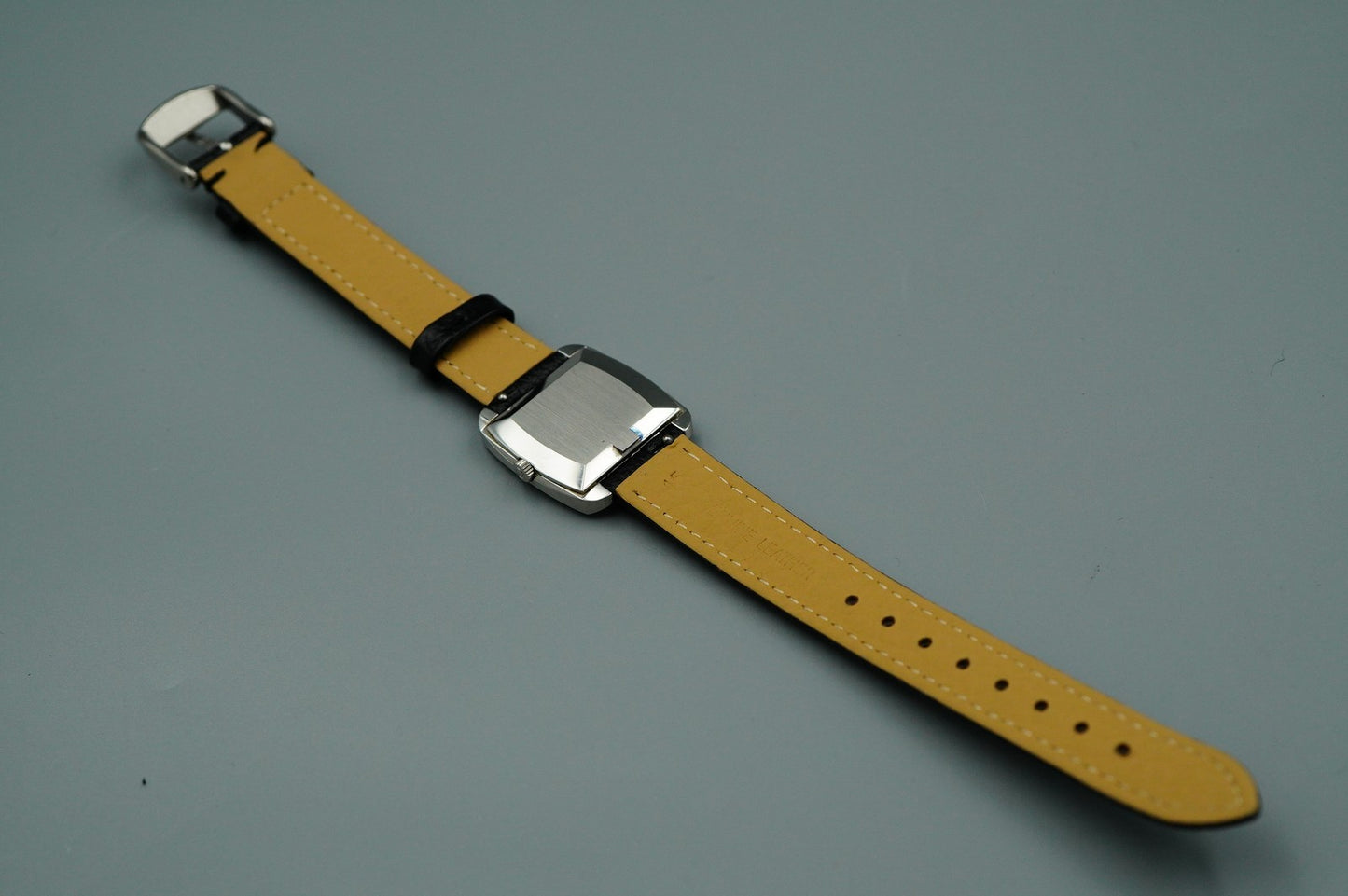 *NEAR MINT* OMEGA De Ville Hand Winding White Rectangle 25mm Women Watch