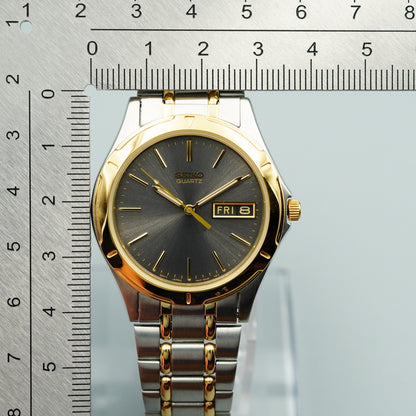 *MINT* Vintage 1994 SEIKO 7N43-6A09 Quartz Gray Dial Round 36mm Mens Watch