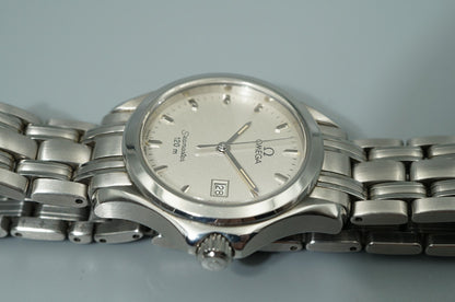 Vintage 1991 OMEGA Seamaster Cal.1424 Qz White Round Date 28mm Women Watch