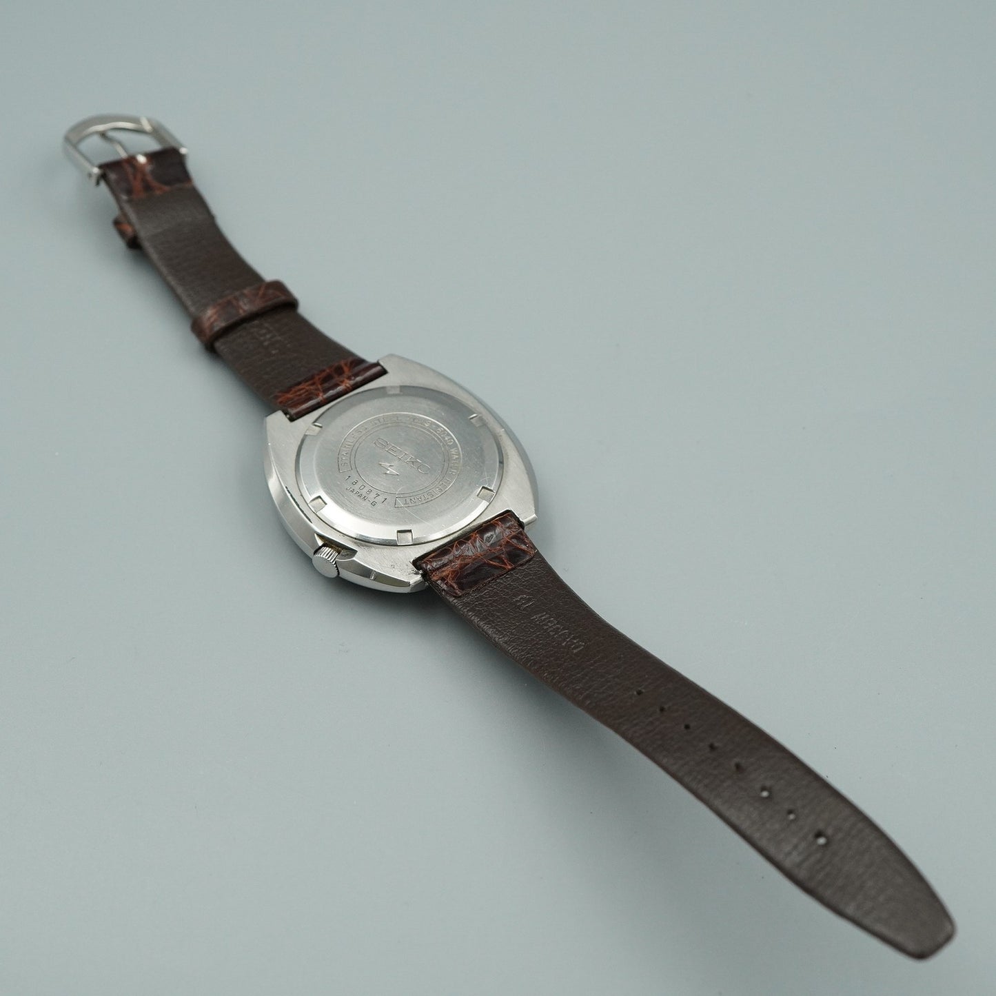 *MINT* Vintage SEIKO 5 SPORTS 7019-6040 Quartz Silver Dial 41mm Mens Watch