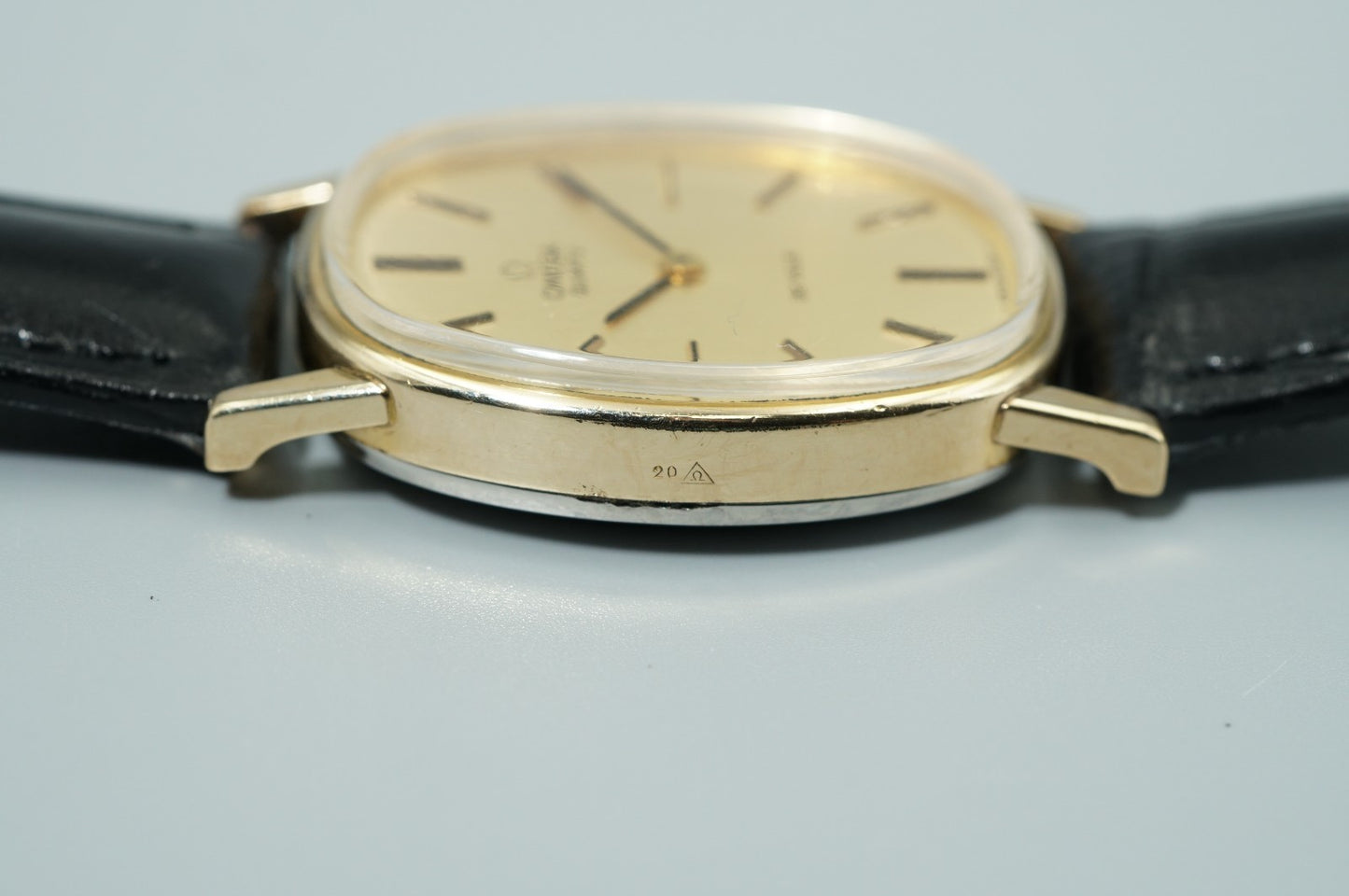 *NEAR MINT* Vintage 1978 OMEGA De Ville Cal.1350 Qz Gold Oval 25mm Women Watch