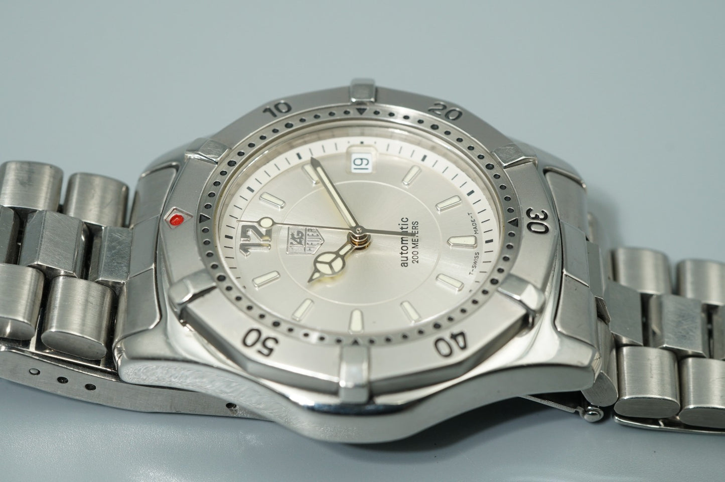 Vintage TAG HEUER 2000 Series Classic WK2116 Automa Silver 39mm Mens Watch