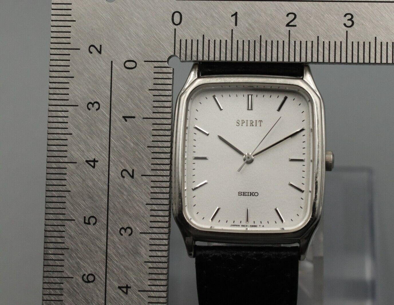 *N MINT* Vintage SEIKO SPIRIT 5E31-5B50 Quartz White Dial Rectangle Mens Watch