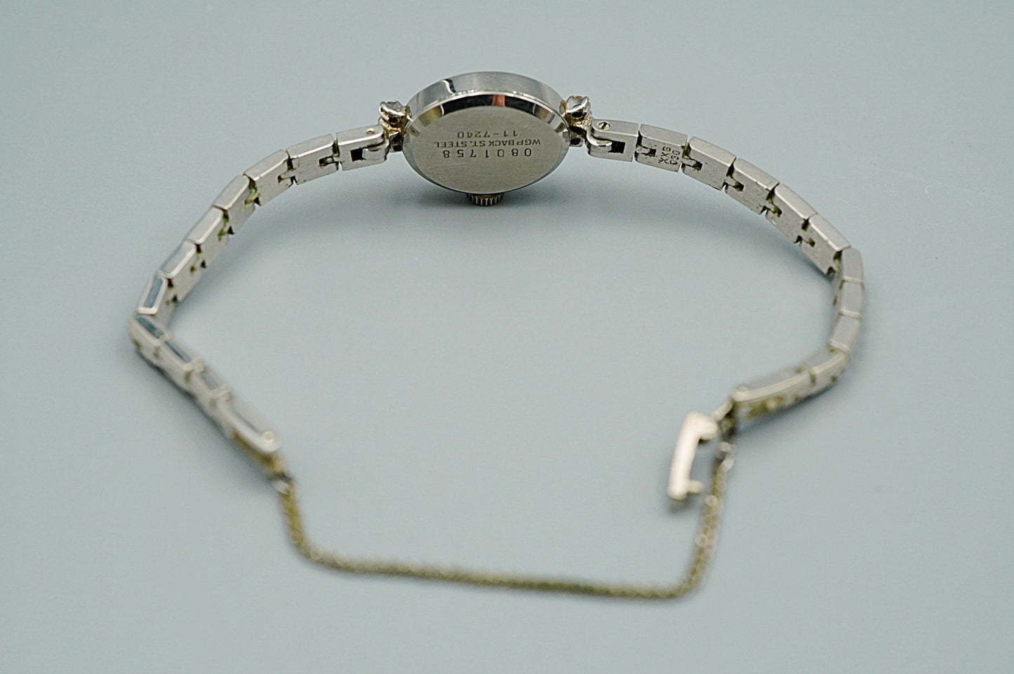 N MINT Vintage 1970s SEIKO 11-7240 Hand Winding Silver Oval 15 mm Women Watch
