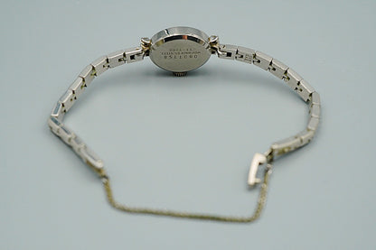 N MINT Vintage 1970s SEIKO 11-7240 Hand Winding Silver Oval 15 mm Women Watch