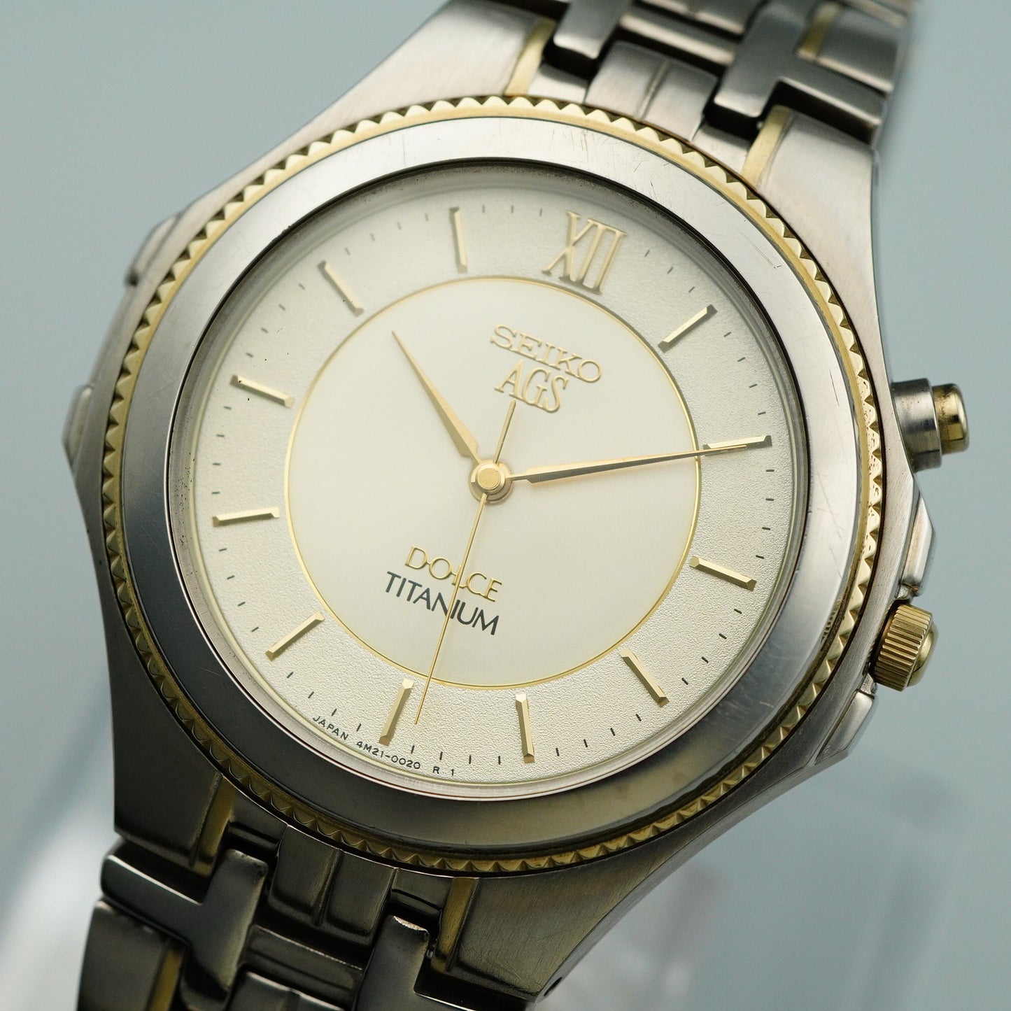 *N MINT* SEIKO DOLCE 4N21-0010 Titanium Quartz Gold Dial Round 35mm Mens Watch