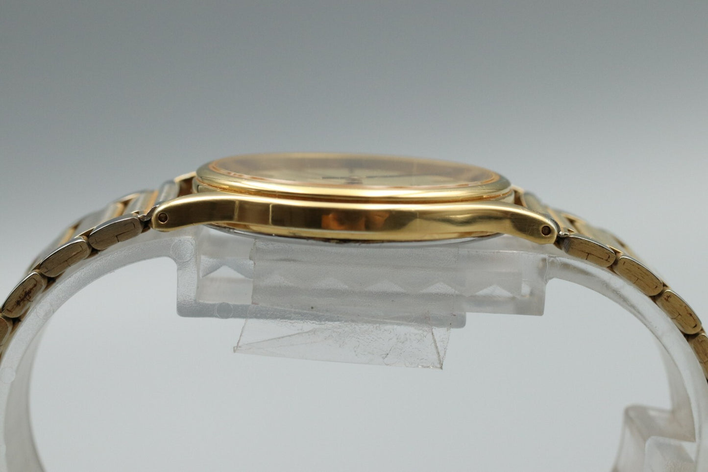 *MINT* Vintage SEIKO Dolce 8J41-6100 Quartz Gold Dial Round Mens Watch JAPAN