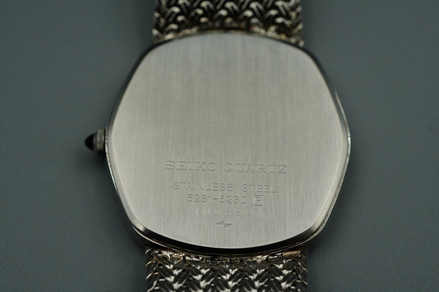 N MINT Vintage SEIKO CREDOR 5931-5230 Quartz Silver Dial Hexagon 30mm Mens Watch