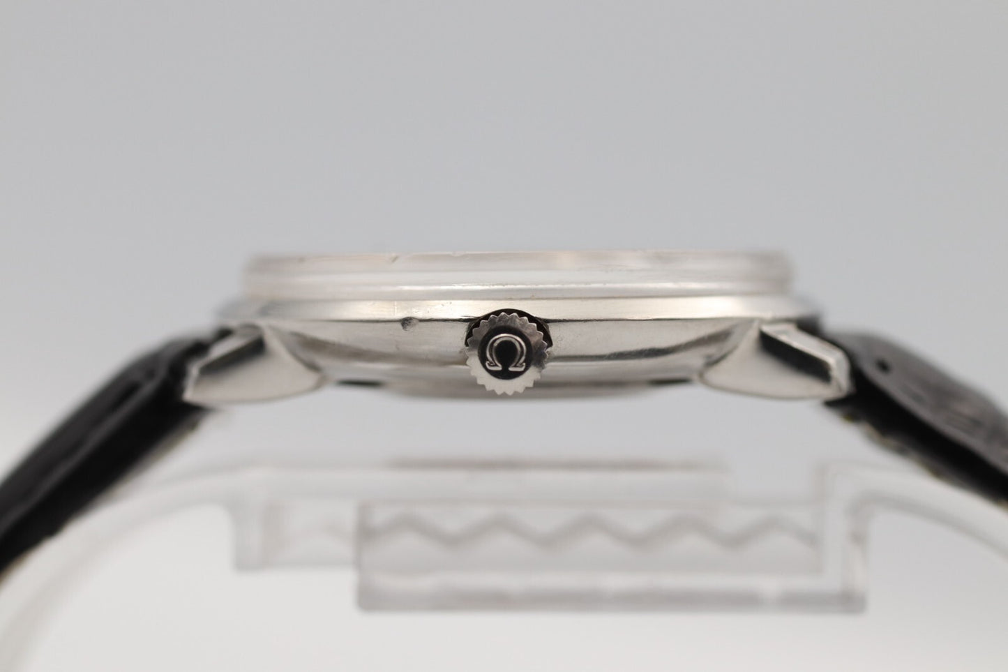 *N MINT* Vintage 1990s OMEGA  De Ville Tool 104 Hand Wind Silver 32mm mens Watch