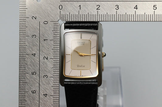 *MINT* Vintage SEIKO Dolce 7321-5490 Quartz White Dial Square  Mens Watch JAPAN