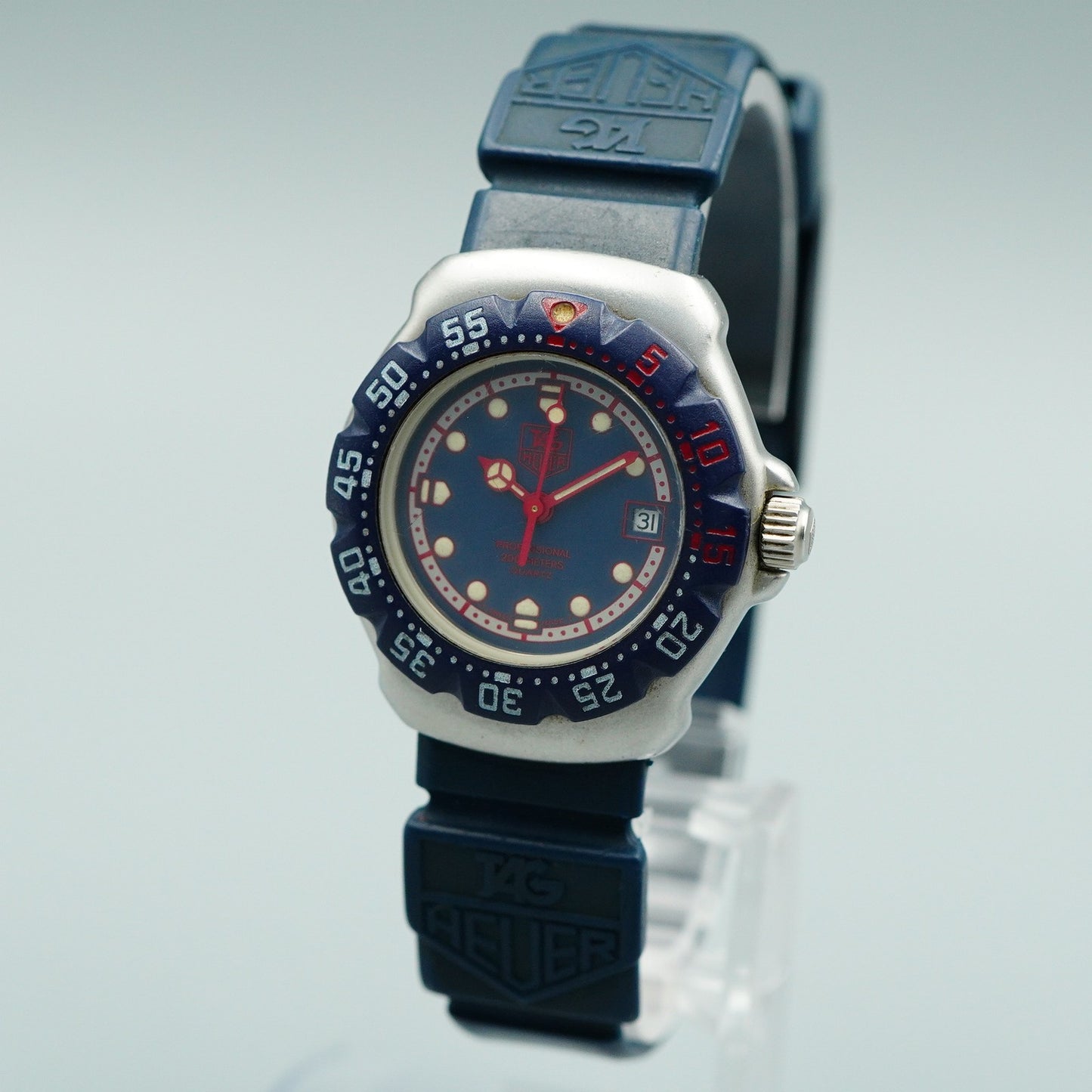 *N MINT* Vintage TAG Heuer Professional 370.508 Qz Blue Round 28mm Women Watch