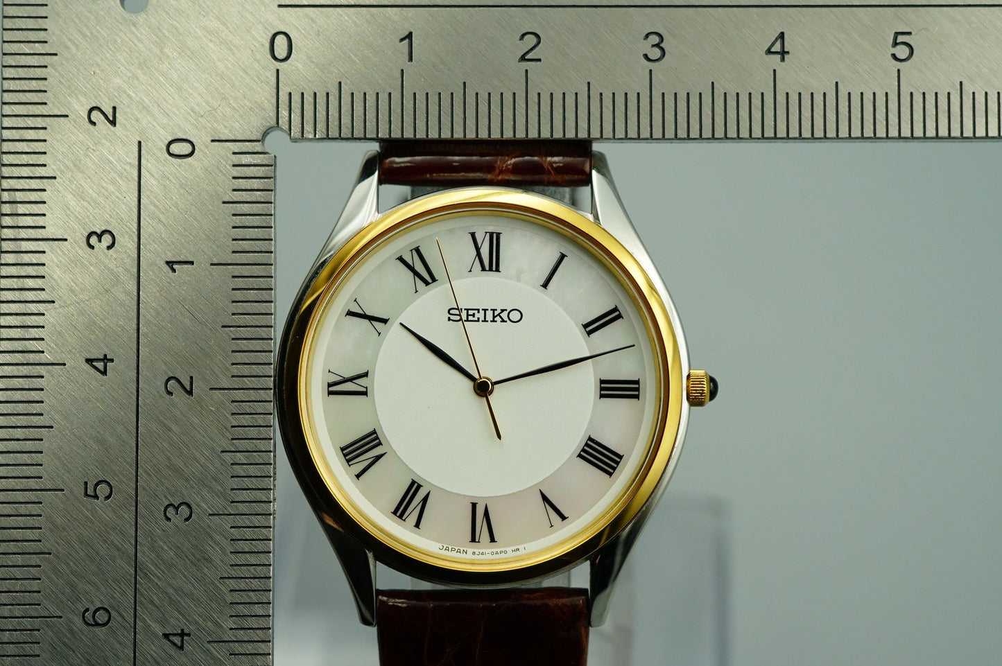 *NEAR MINT* SEIKO Dolce 8J41-0AJ0 Quartz White Dial Round 32mm Mens Watch