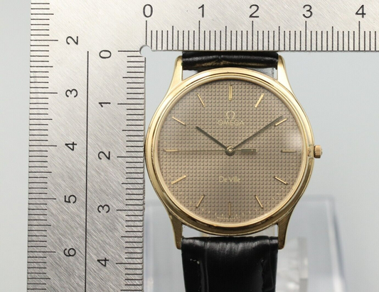 *NEAR MINT* Vintage OMEGA De Ville Cal.1417 Quartz Black Dial Mens Round Watch