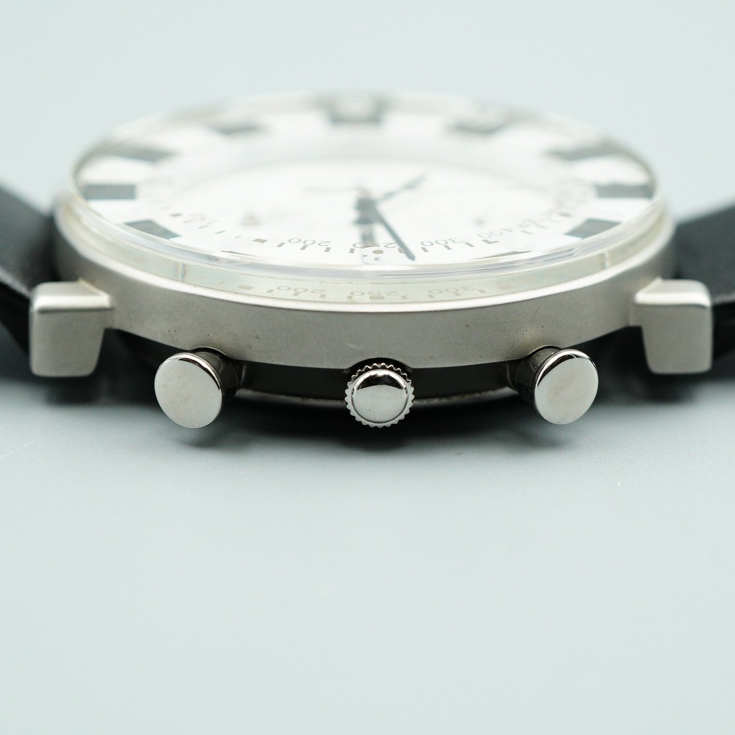 *MINT* Vintage SEIKO SPIRIT SOTTSASS 7T92-0TS0 Qz White Round 39mm Mens Watch