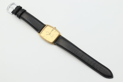 *NEAR MINT* Vintage OMEGA Seamaster Cal.1430 Quartz Gold Dial Date Women Watch