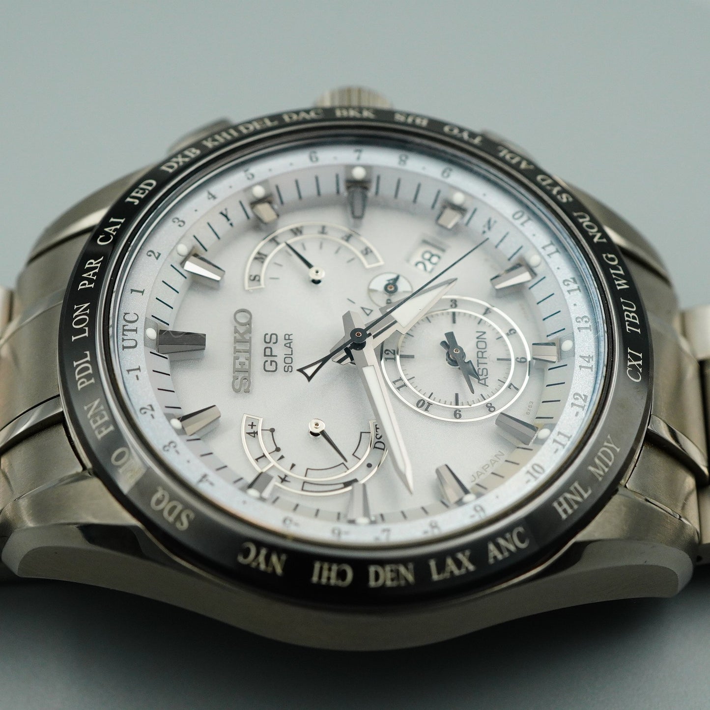 *MINT in Box* SEIKO ASTRON 8X53-0AB0-2 Solar White Dial Round 45mm Mens Watch