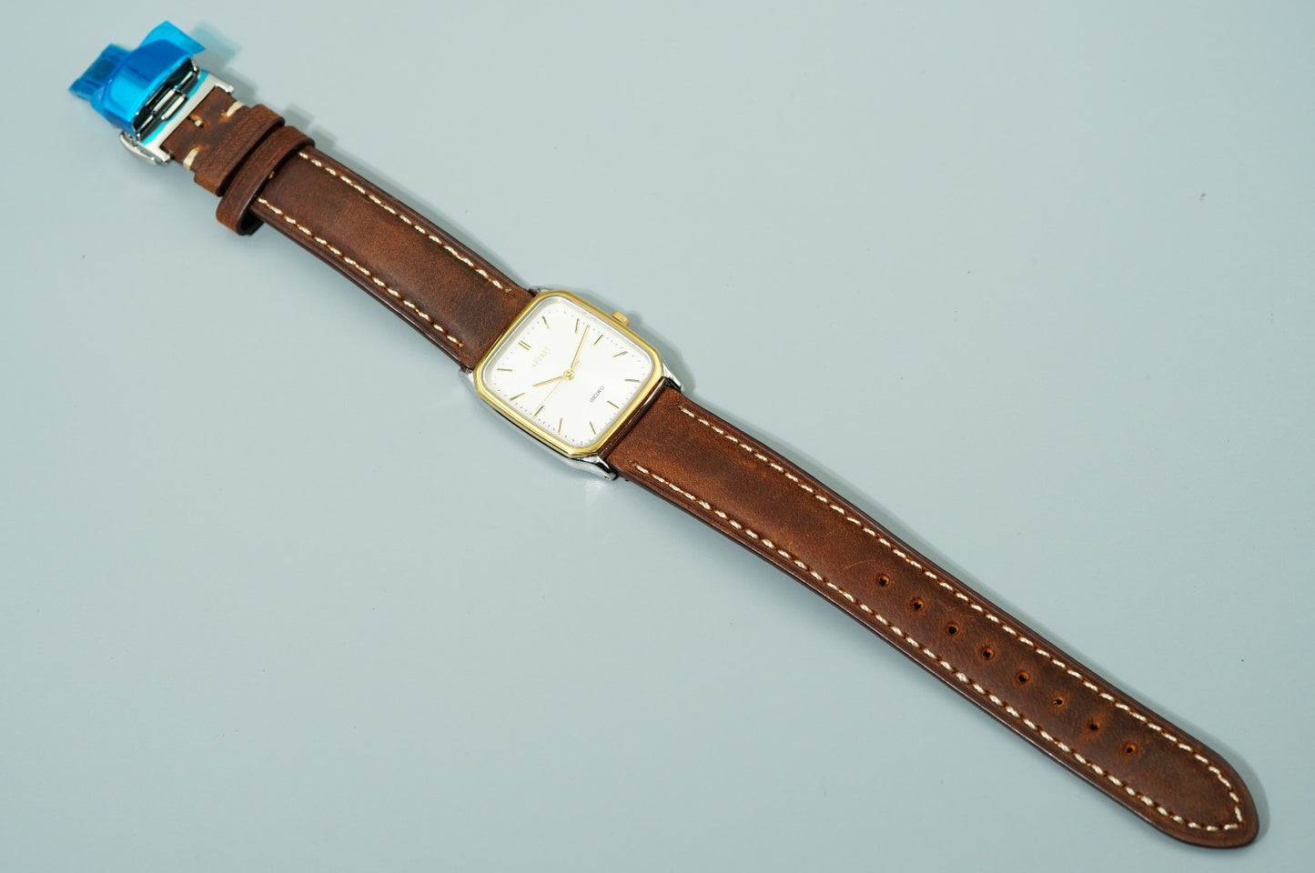 N MINT Vintage 1994 SEIKO SPIRIT 5E31-5B50 Qz White Rectangle 27mm Women Watch