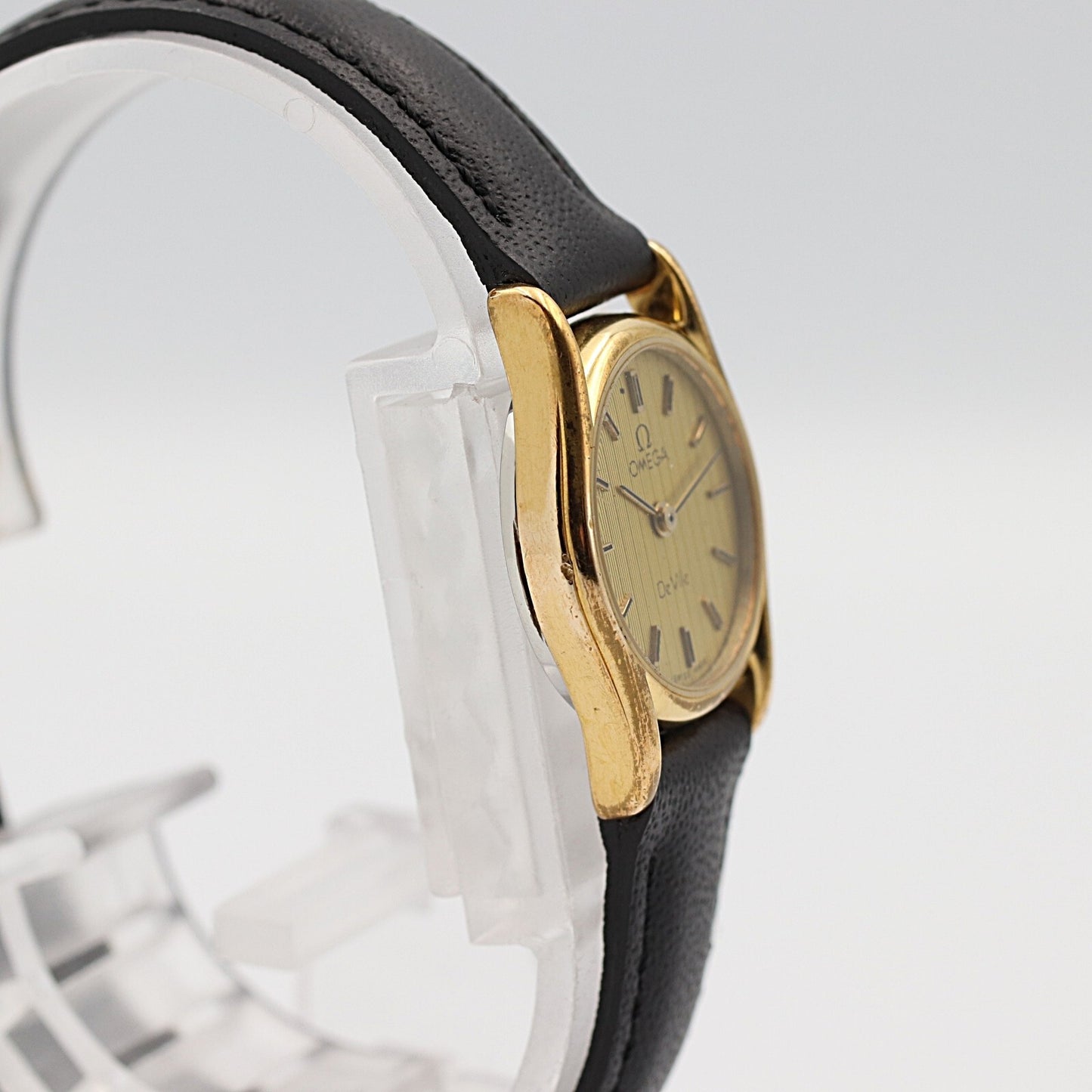 *NEAR MINT* Vintage 1983 OMEGA De Ville Cal.1387 Qz Gold Round 20mm Women Watch
