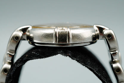 *NEAR MINT* Vintage SEIKO EXCELINE 1F20-6B60 Qz White Dial Oval 15 mm WomenWatch
