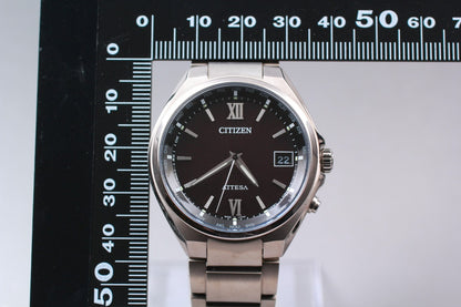 MINT in Box Citizen H149-S125626 Eco Drive Solar Black Dial Mens Watch JAPAN