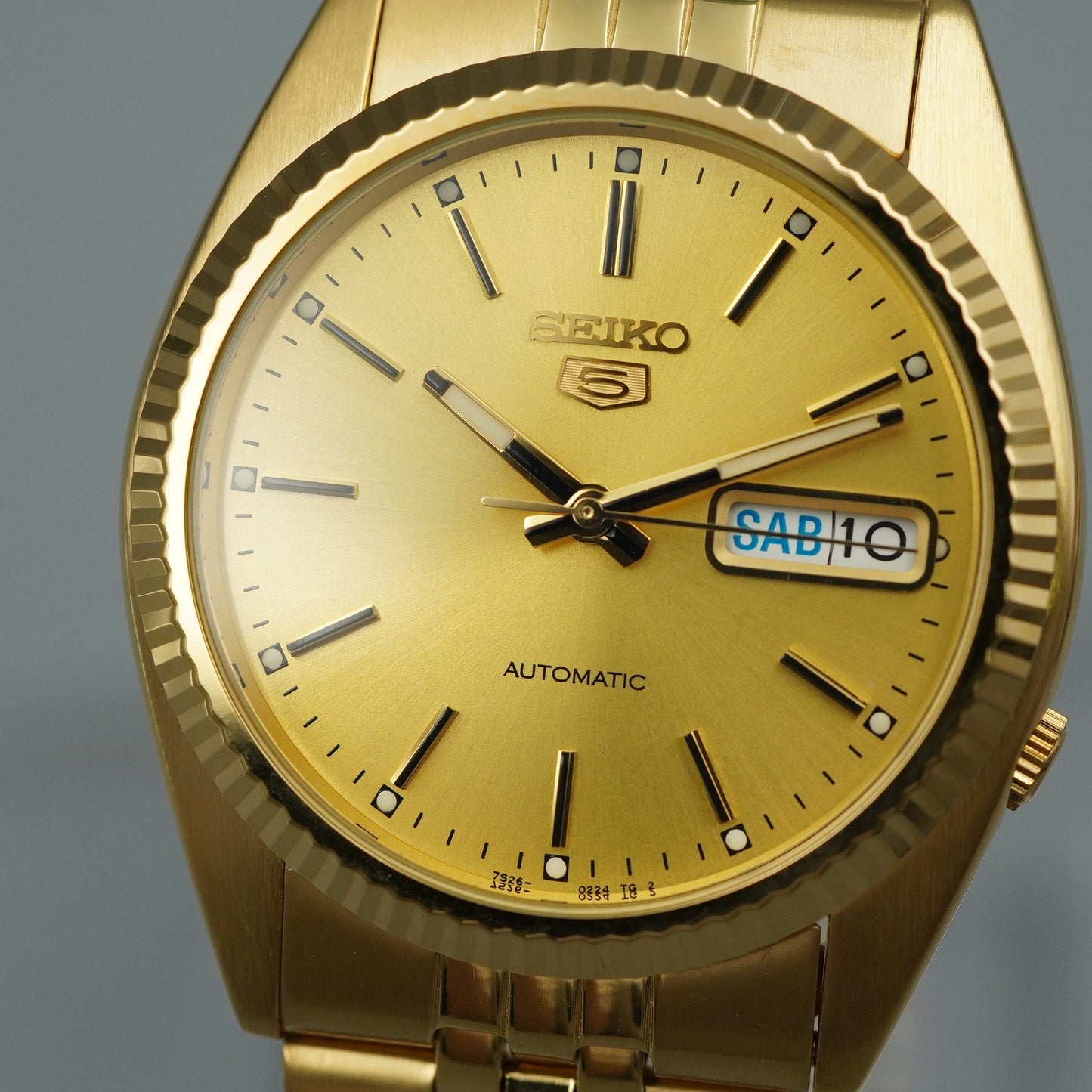 MINT Vintage 1990s SEIKO SEIKO 5 7S26-0500 Automatic Gold Round 36mm Mens Watch