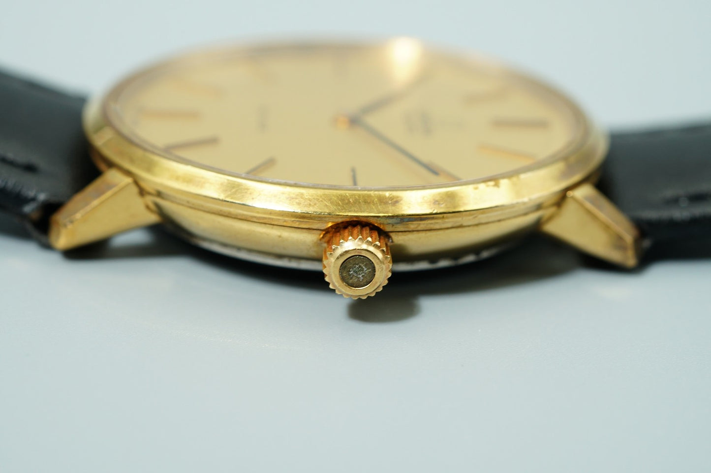 Exc+5  Vintage 1970s OMEGA De Ville Cal.1330 Ref.191 Qz Gold 34mm Mens Watch