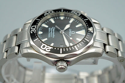 N MINT 1998 OMEGA Seamaster 300m  Cal.1538 Ref.196.1641 Qz Black 36mm Mens Watch
