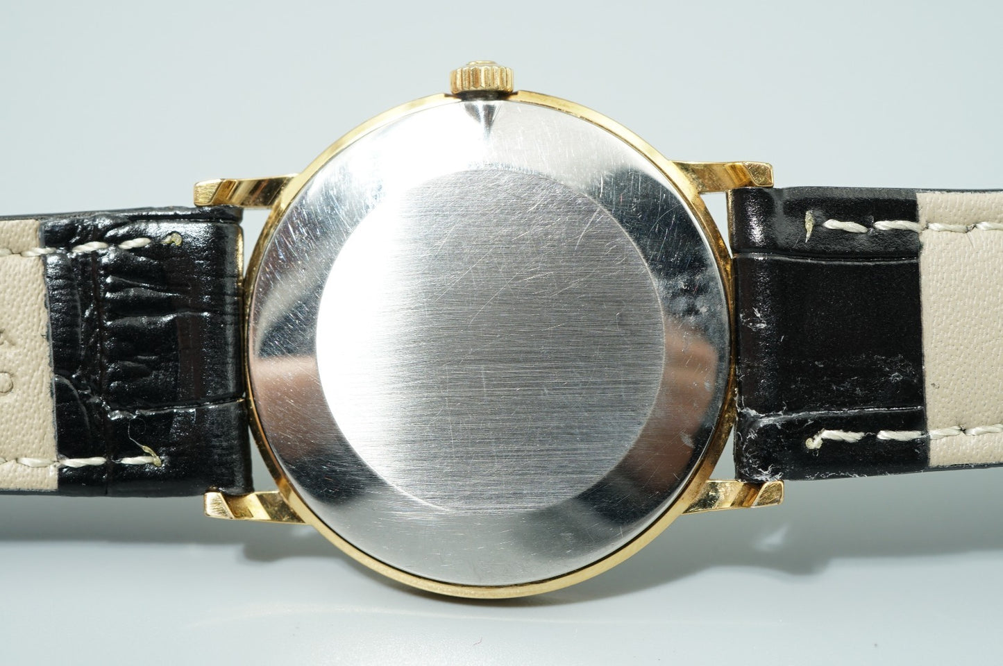 N MINT Vintage 1979 OMEGA De Ville Cal.625 Hand Wind Gold Round 32mm Mens Watch
