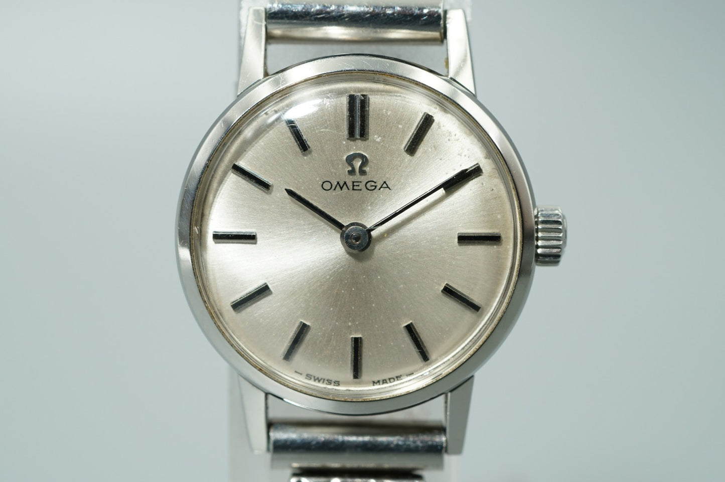 Vintage 1966 OMEGA De Ville Cal.620 Hand Winding Silver Dial 20mm Women Watch