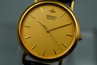 *NEAR MINT* Vintage SEIKO Credor 7N01-8A10 Quartz Gold Round 34 mm Mens Watch