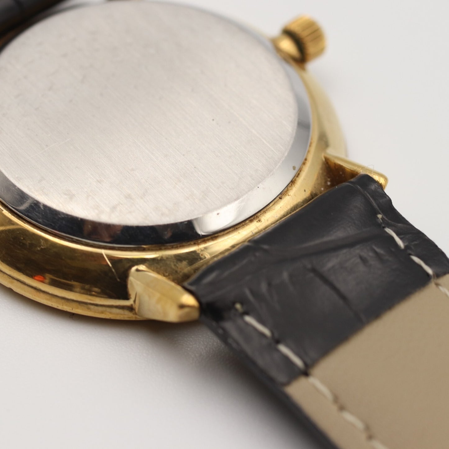 *NEAR MINT* Vintage 1980 OMEGA De Ville Cal.1330 Qz Gold Round 35mm Mens Watch