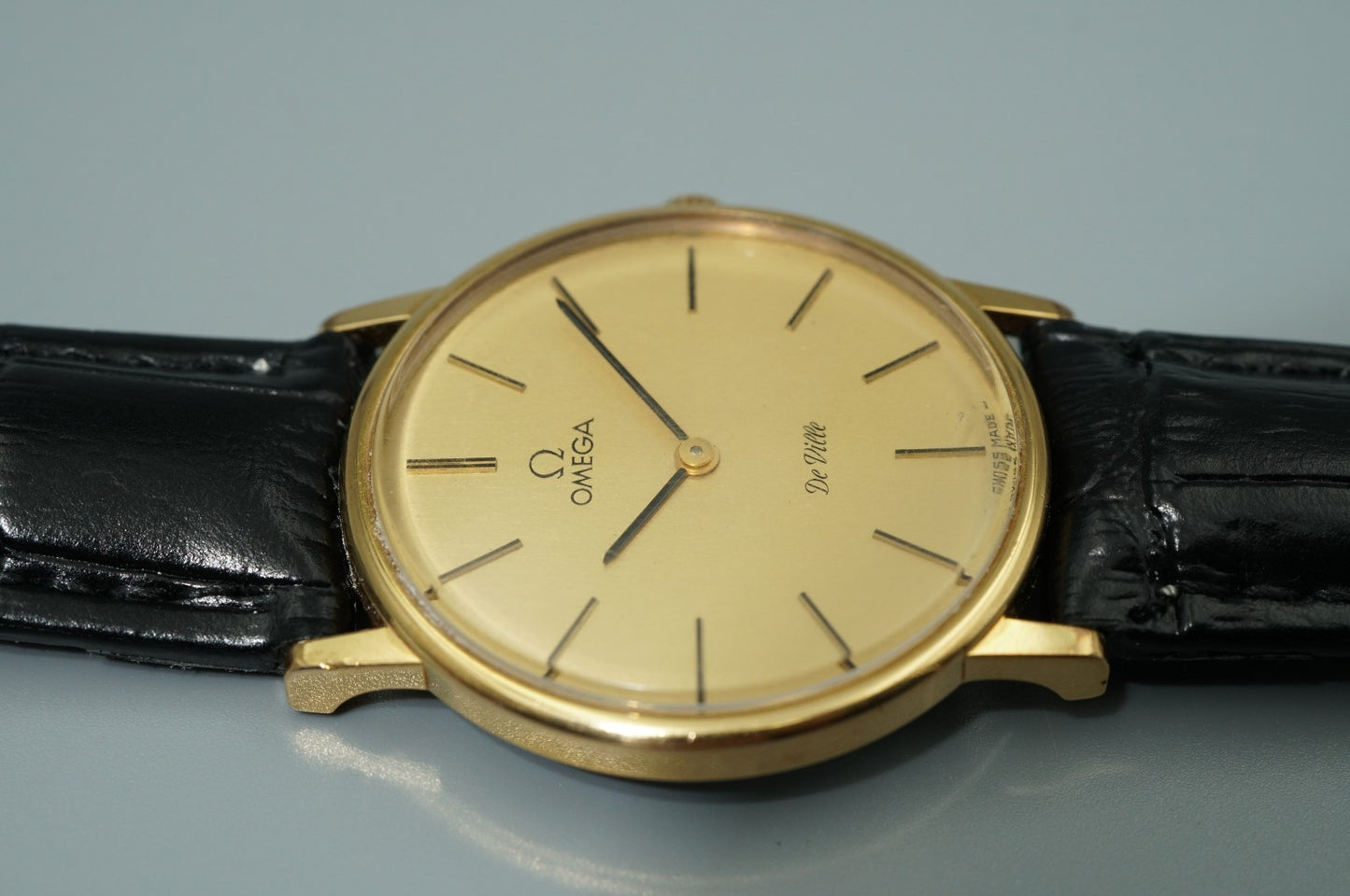 N MINT Vintage 1979 OMEGA De Ville Cal.625 Hand Wind Gold Round 32mm Mens Watch