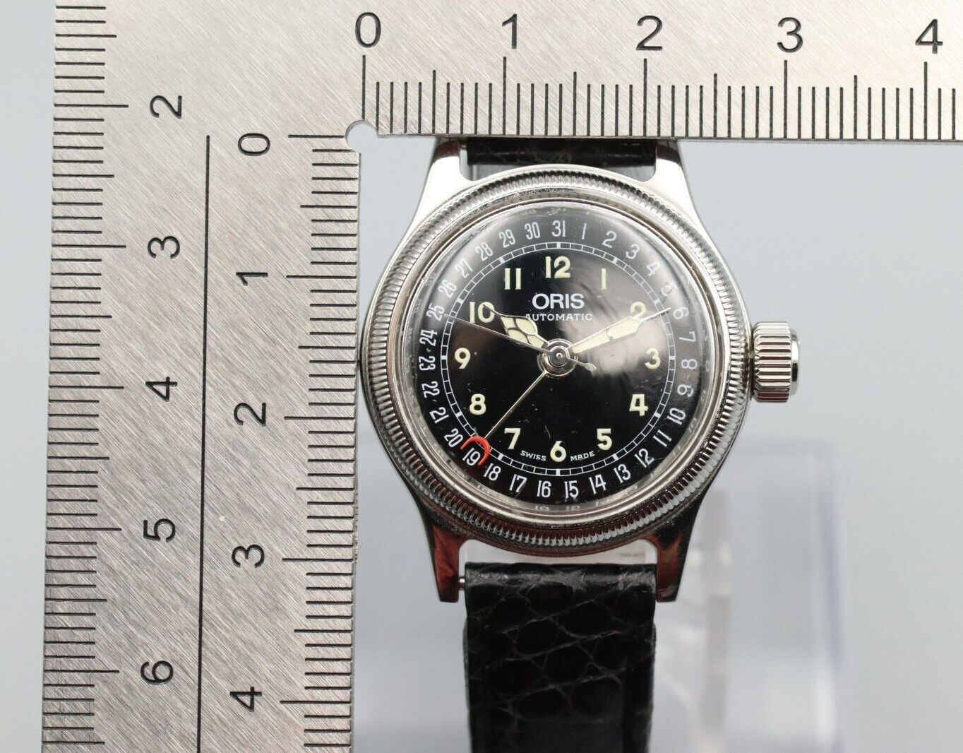 *NEAR MINT* Vintage ORIS Pointer Date Big Crown 7464 Automatic Black Women Watch