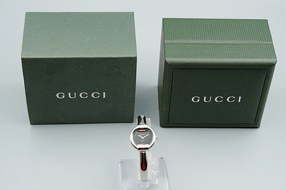 *MINT* Vintage GUCCI 1400L Quartz Black Dial Round 25mm Women,Ladies Watch