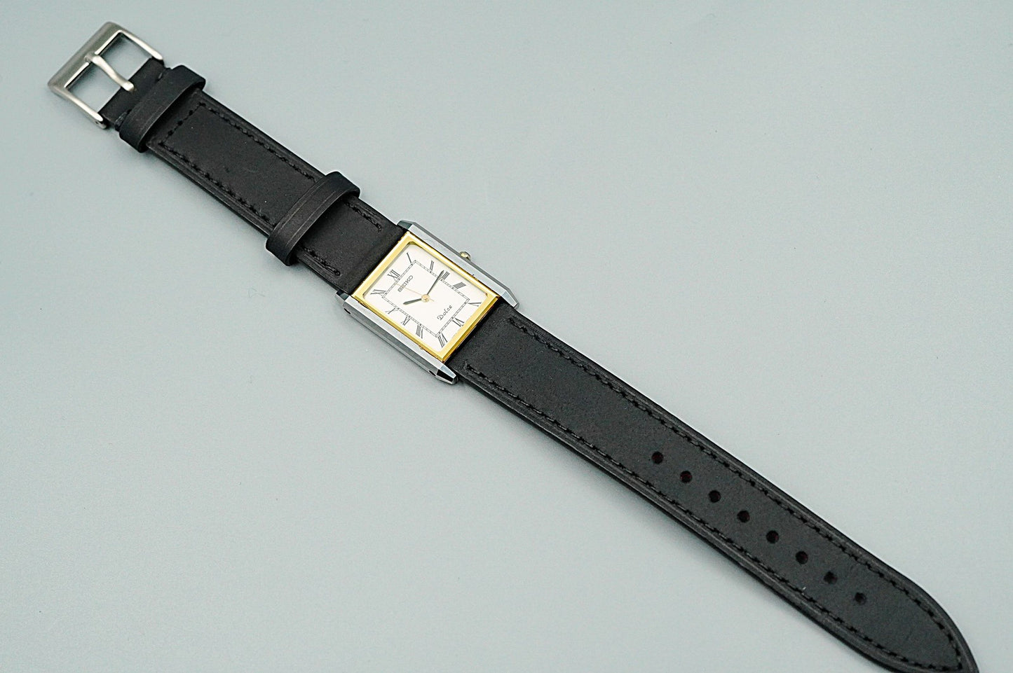 *NEAR MINT* Vintage SEIKO DOLCE 7321-6170 Quartz White Rectangle 24mm Mens Watch