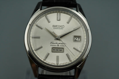 N MINT+++ Vintage 1960s SEIKO SEIKO MATIC Automatic Silver Round 37mm Mens Watch