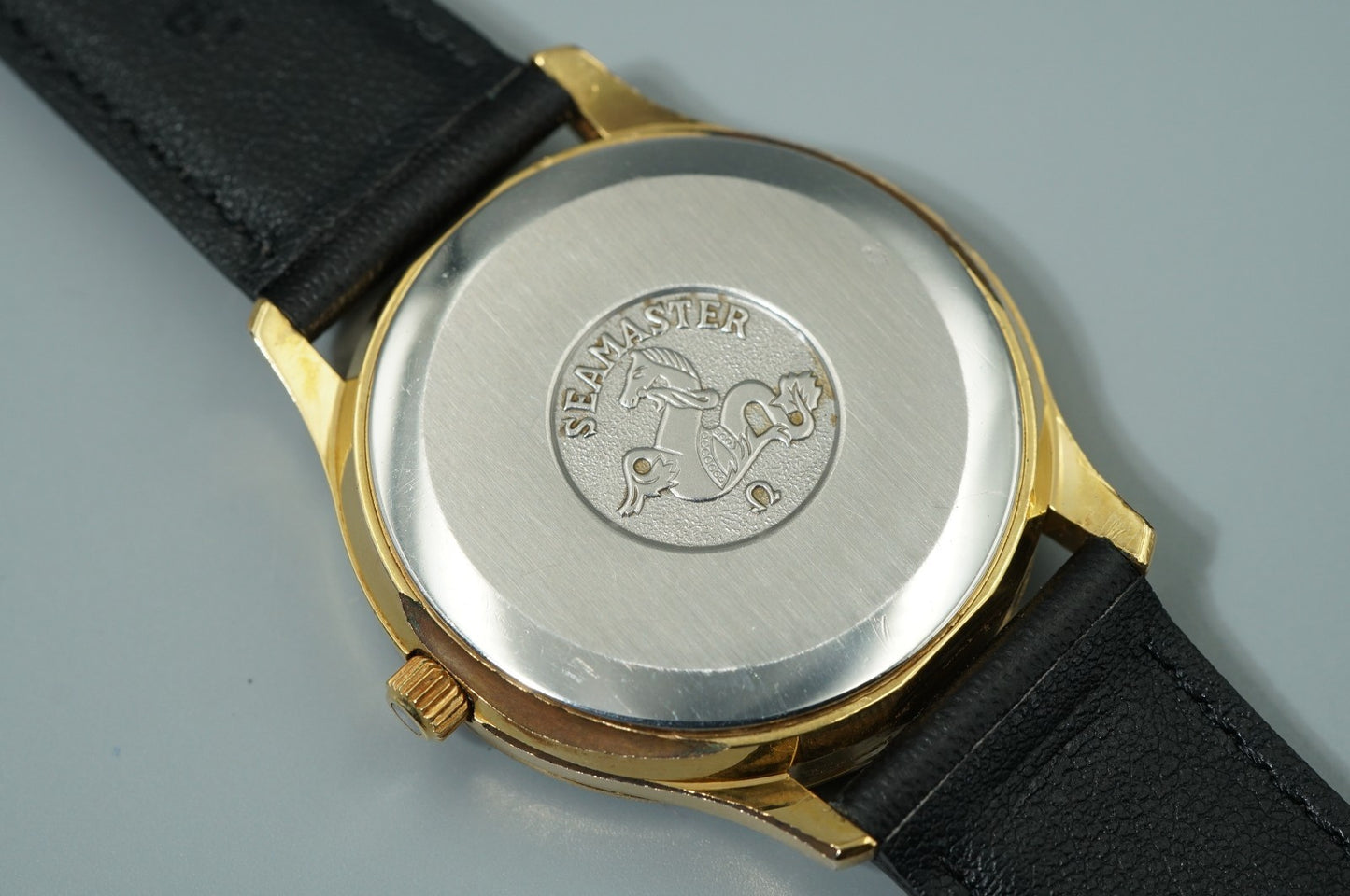 *Exc+5* Vintage 1977 OMEGA Seamaster Cal.1342 Qz Gold Dial Round 35mm Mens Watch