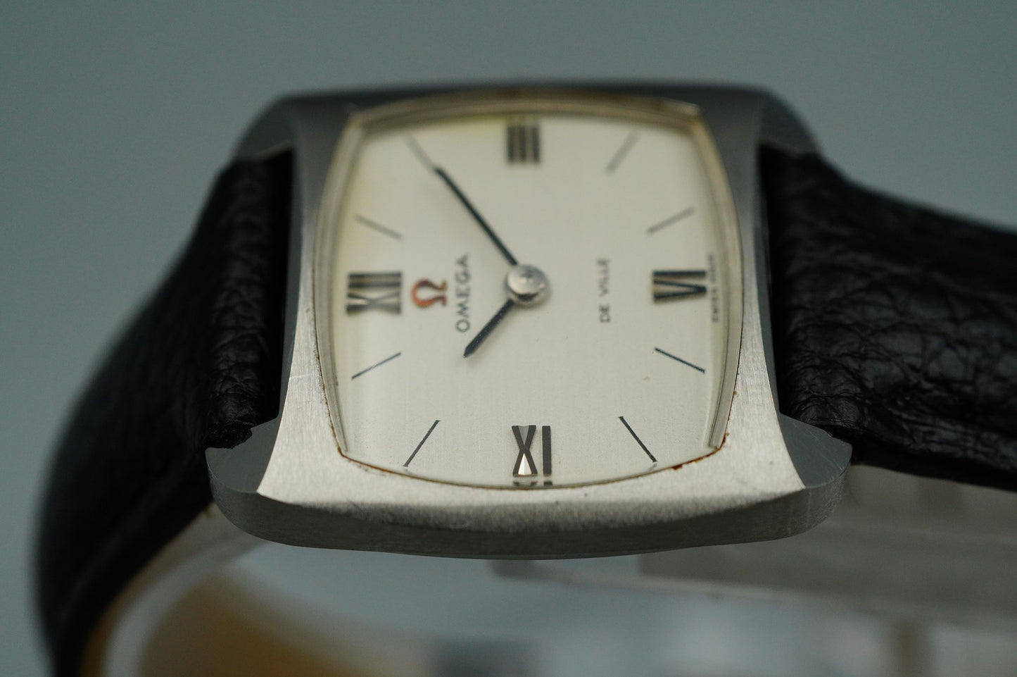*NEAR MINT* OMEGA De Ville Hand Winding White Rectangle 25mm Women Watch