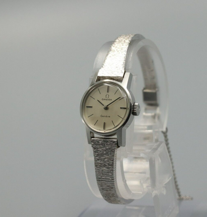 *MINT* Vintage OMEGA Geneve Cal.485 Hand Winding Silver Dial Women Watch