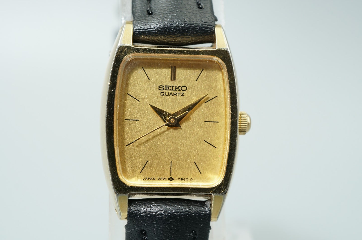 *N MINT* Vintage 1996 SEIKO Socie 2P21-5A90 Qz Gold Rectangle 17mm Women Watch