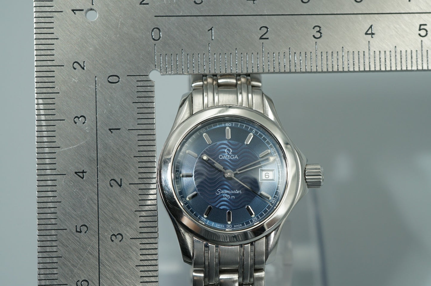 *MINT* Vintage 1998 OMEGA Seamaster Cal.1424 Quartz Blue Round 28mm Women Watch
