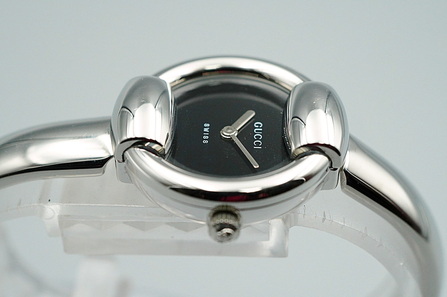 *MINT* Vintage GUCCI 1400L Quartz Black Dial Round 25mm Women,Ladies Watch