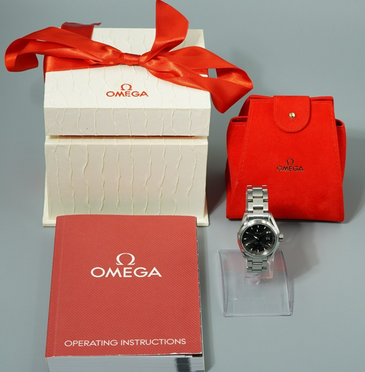 Vintage 1980s OMEGA Seamaster Aqua Terra Cal.1424 Quartz Gray 30mm Women Watch
