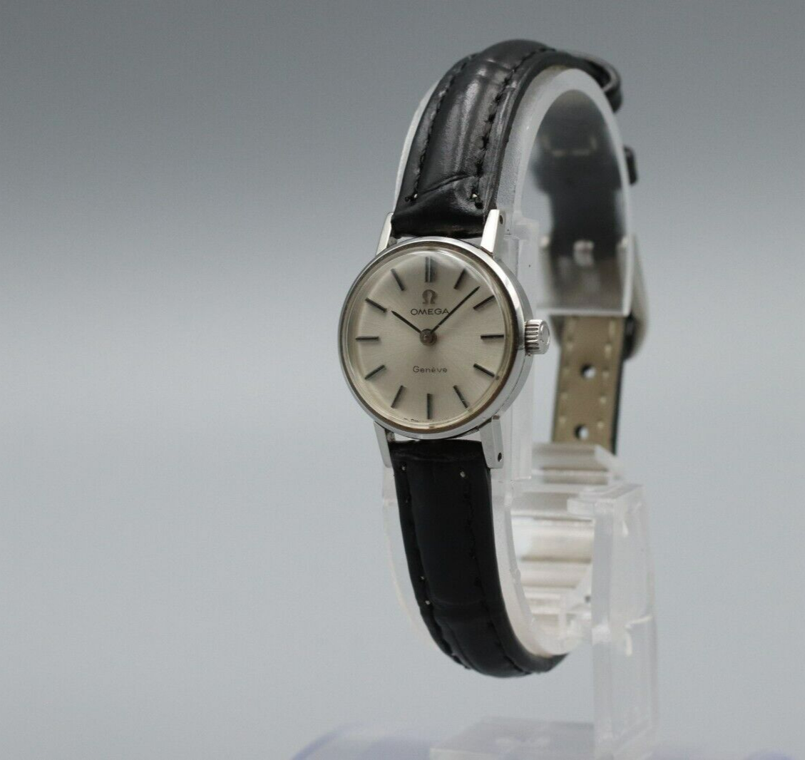*NEAR MINT* Vintage OMEGA Geneve Cal.620 Hand Winding Silver Dial Women Watch