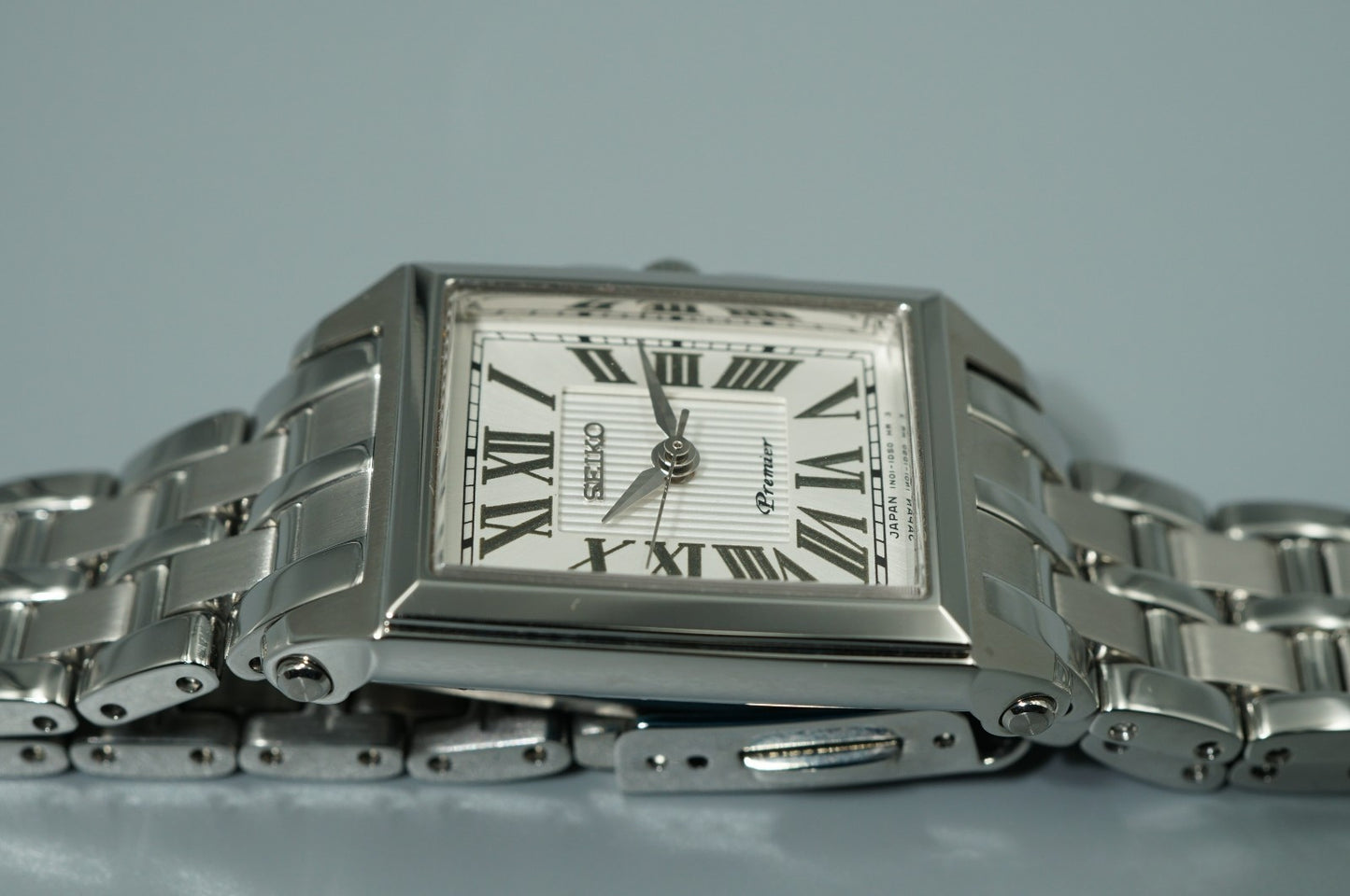 *MINT* SEIKO Premier 1N01-0RJ0 Quartz White Dial Square 22mm Women,Ladies Watch