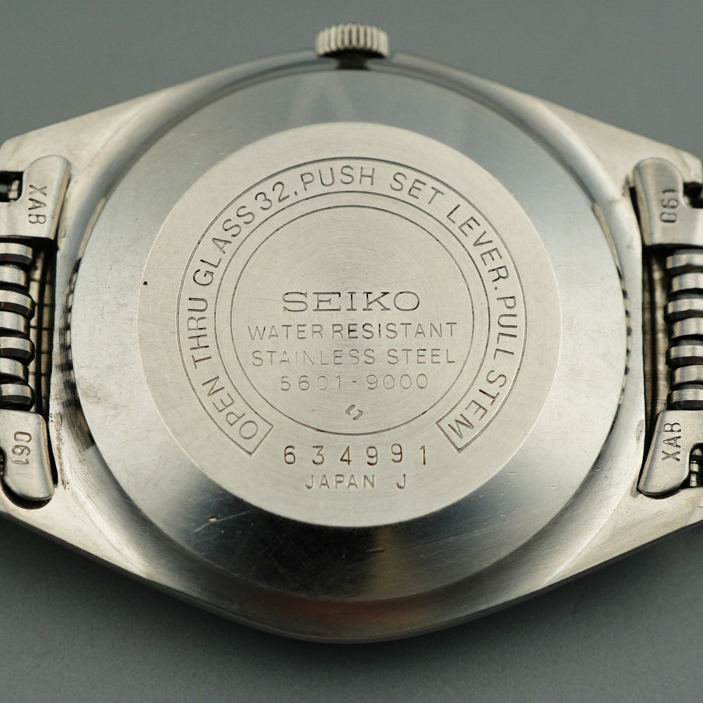 *N MINT* Vintage SEIKO LORD MATIC 5601-9000 Automatic Silver 36 mm Mens Watch